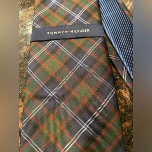 Tommy HILFIGER Los Angeles Plaid Necktie